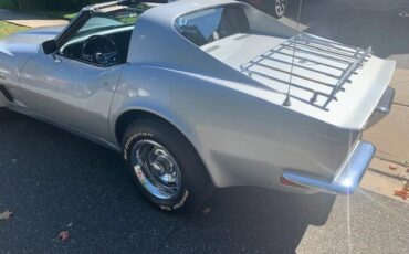 Chevrolet-Corvette-1973-Lt-Grey-Black-6