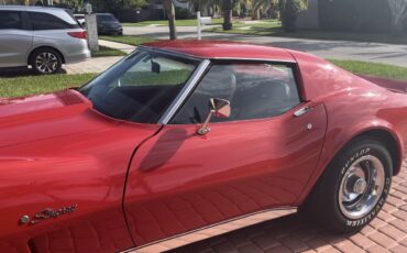 Chevrolet-Corvette-1974-1