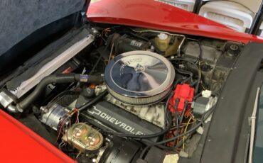 Chevrolet-Corvette-1974-13