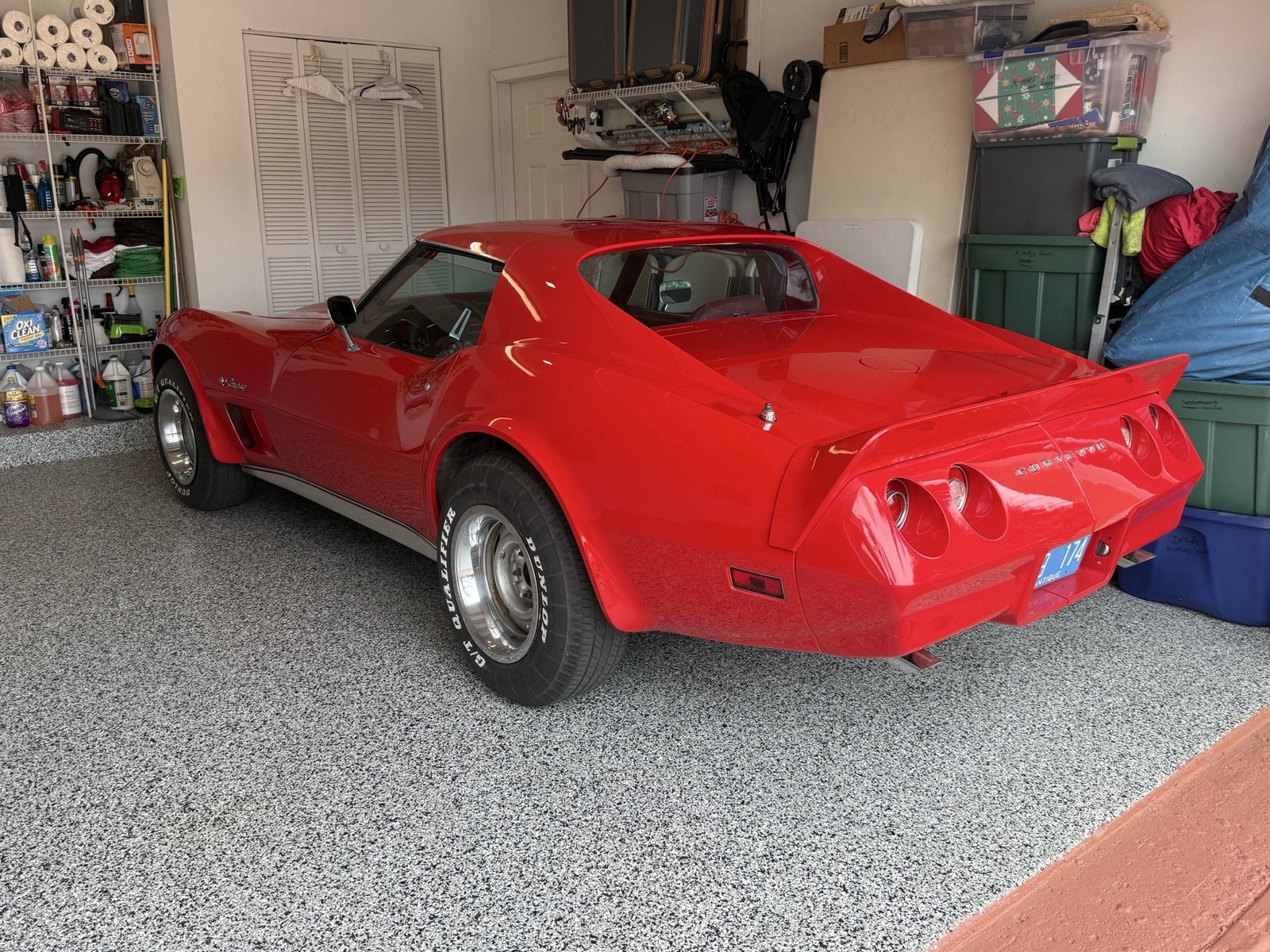 Chevrolet-Corvette-1974-2