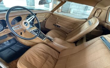 Chevrolet-Corvette-1974-Coupe-16