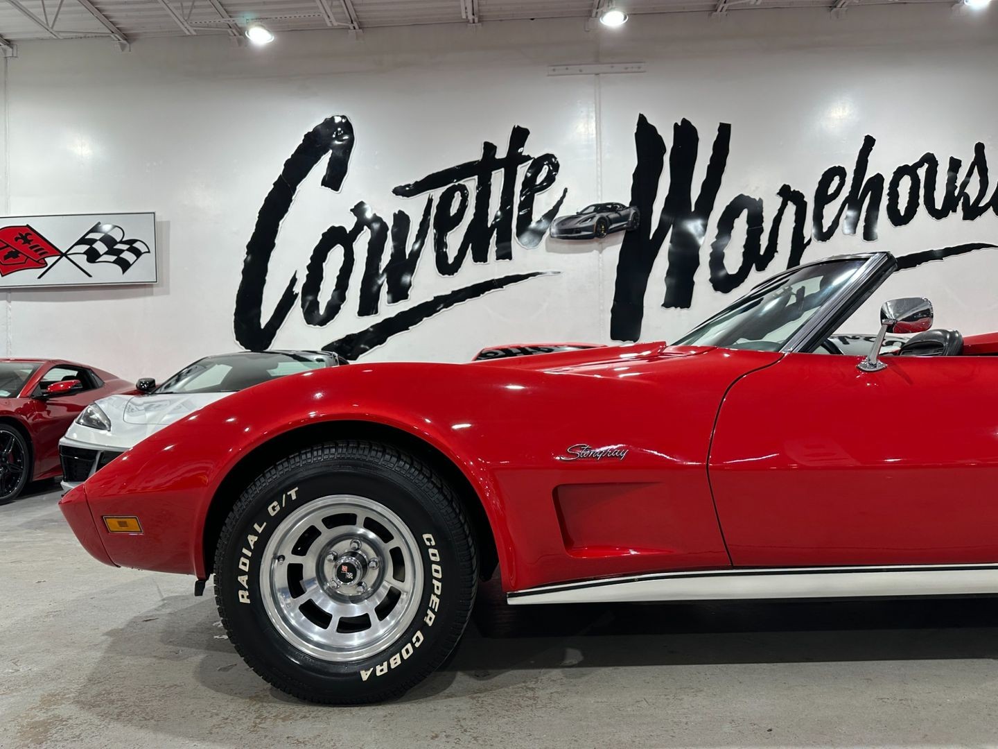 Chevrolet-Corvette-1975-Convertible-5