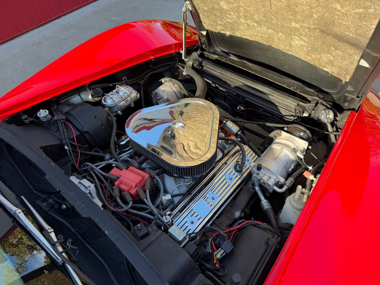 Chevrolet-Corvette-1976-Coupe-17
