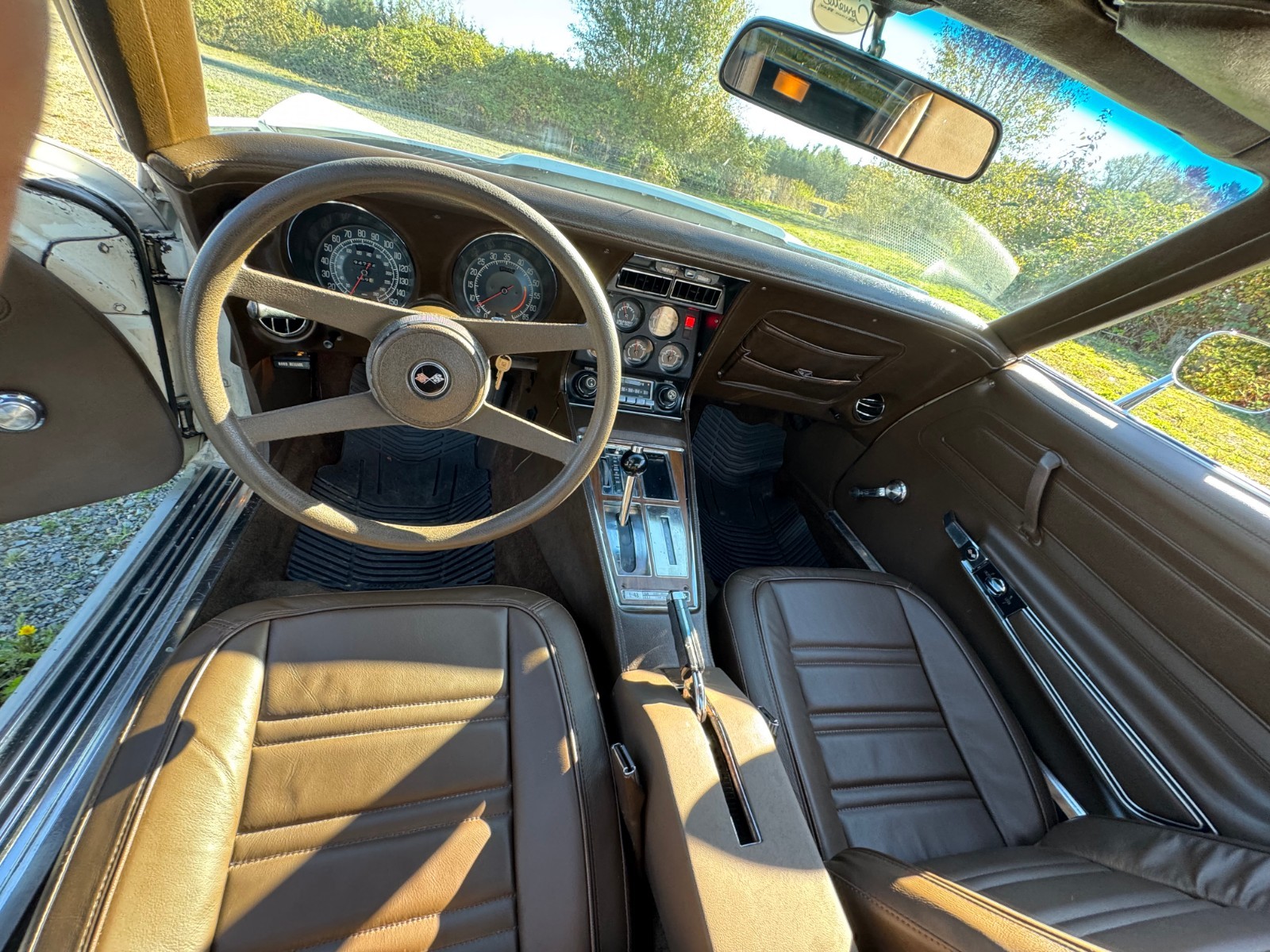 Chevrolet-Corvette-1976-Coupe-18