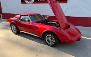 Chevrolet-Corvette-1976-Coupe-21
