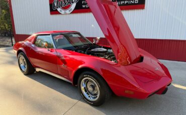 Chevrolet-Corvette-1976-Coupe-23
