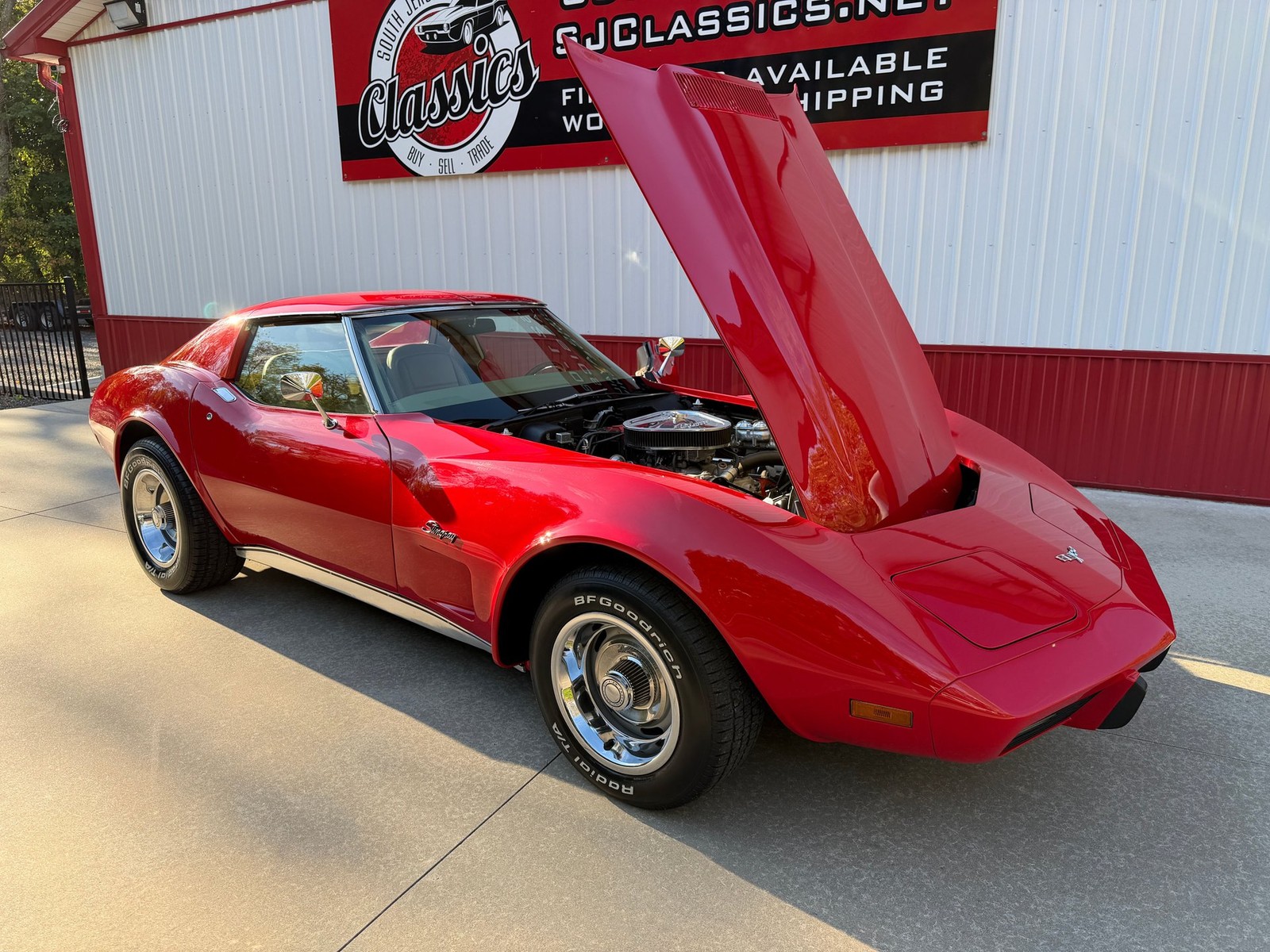 Chevrolet-Corvette-1976-Coupe-23