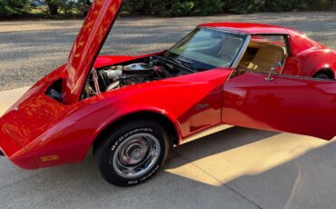 Chevrolet-Corvette-1976-Coupe-27