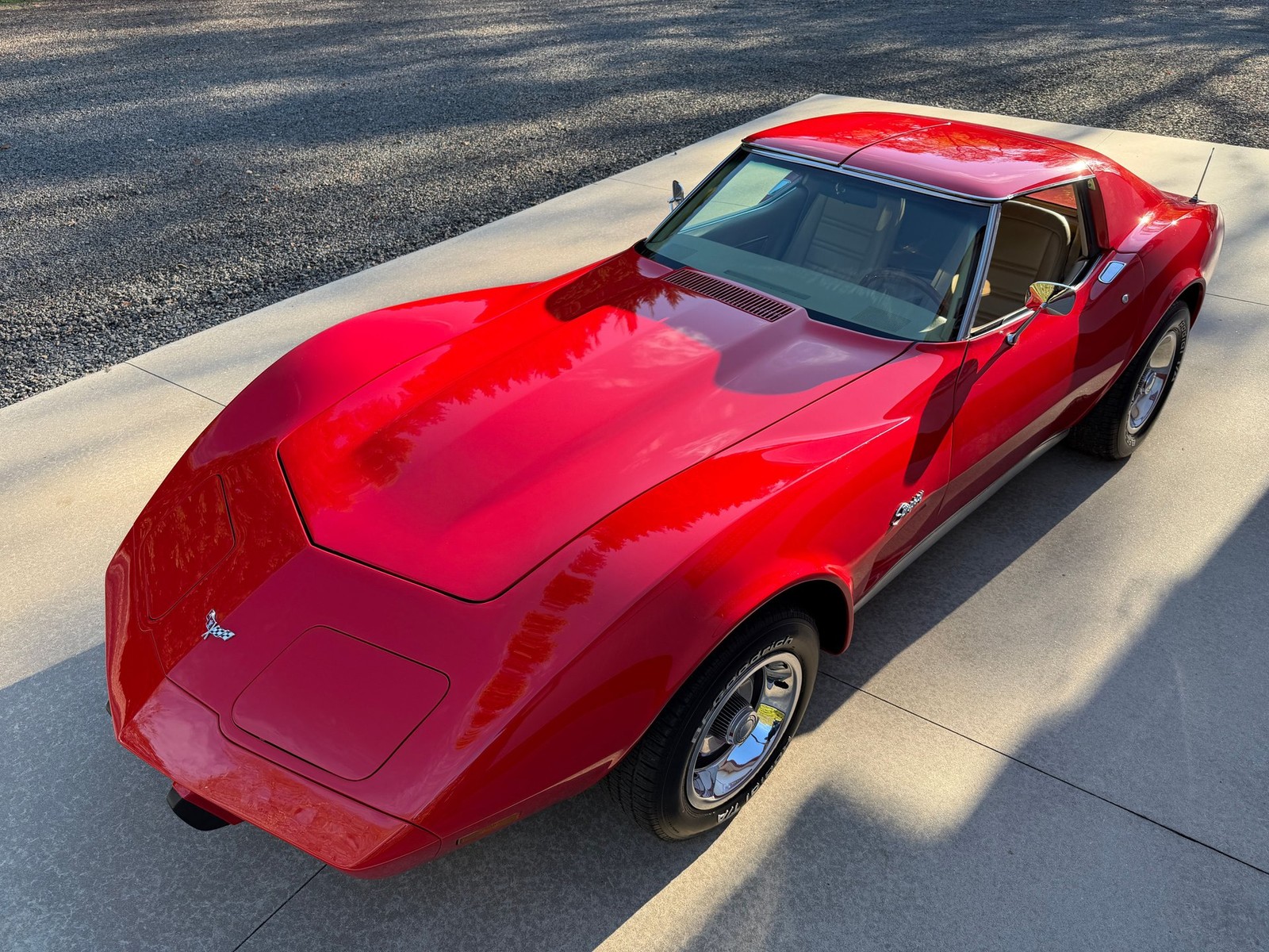 Chevrolet-Corvette-1976-Coupe-3