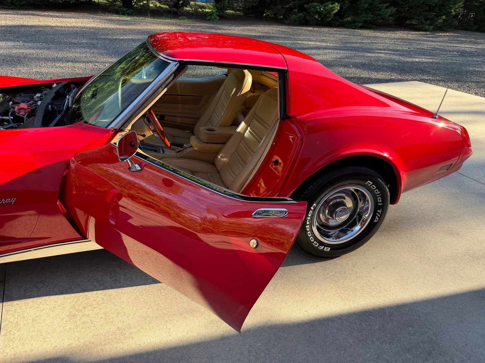 Chevrolet-Corvette-1976-Coupe-30