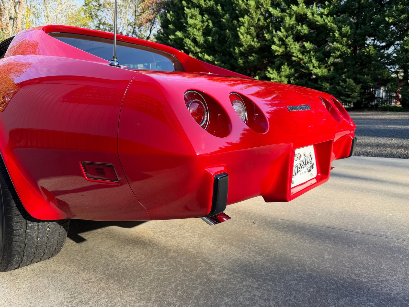 Chevrolet-Corvette-1976-Coupe-4