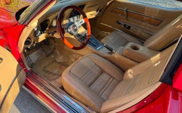 Chevrolet-Corvette-1976-Coupe-5