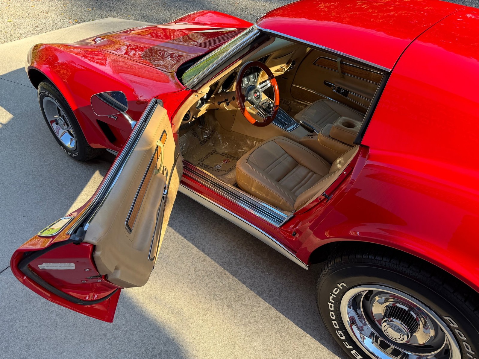 Chevrolet-Corvette-1976-Coupe-6