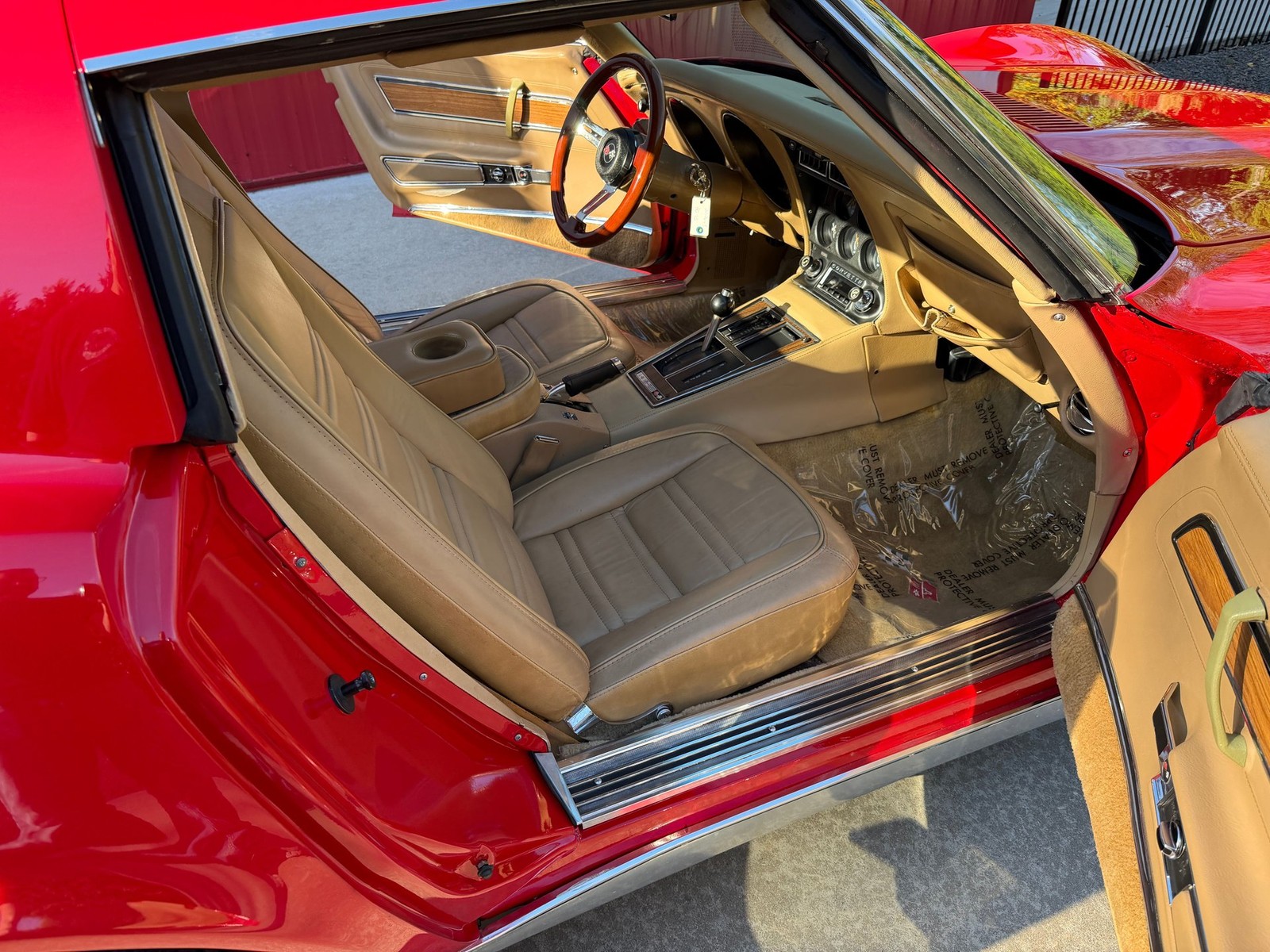 Chevrolet-Corvette-1976-Coupe-7