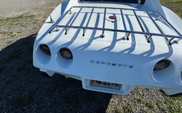 Chevrolet-Corvette-1976-Coupe-8