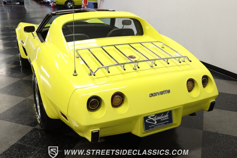 Chevrolet-Corvette-1976-Yellow-Dark-Brown-10