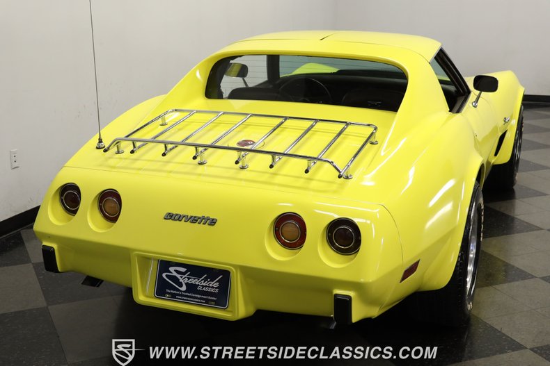 Chevrolet-Corvette-1976-Yellow-Dark-Brown-12
