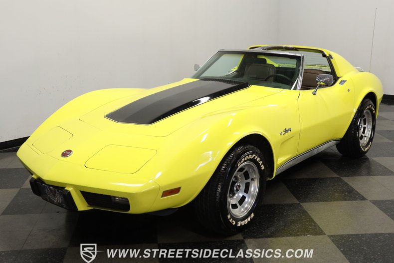 Chevrolet-Corvette-1976-Yellow-Dark-Brown-20