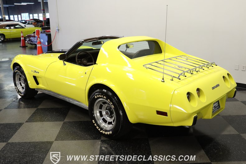Chevrolet-Corvette-1976-Yellow-Dark-Brown-9