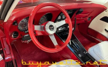 Chevrolet-Corvette-1977-Coupe-10