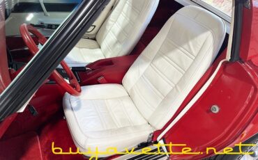 Chevrolet-Corvette-1977-Coupe-17