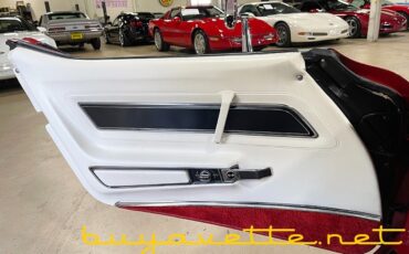 Chevrolet-Corvette-1977-Coupe-19