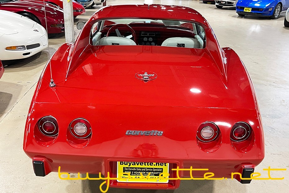Chevrolet-Corvette-1977-Coupe-3
