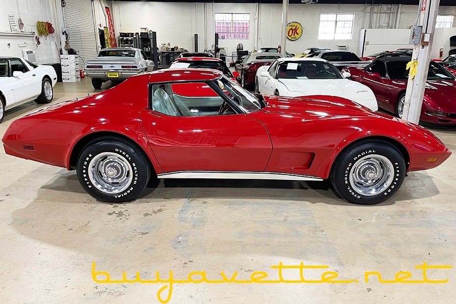 Chevrolet-Corvette-1977-Coupe-5