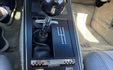 Chevrolet-Corvette-1978-Black-amp-Silver-Grey-1