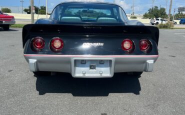 Chevrolet-Corvette-1978-Coupe-3