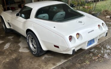 Chevrolet-Corvette-1978-Coupe