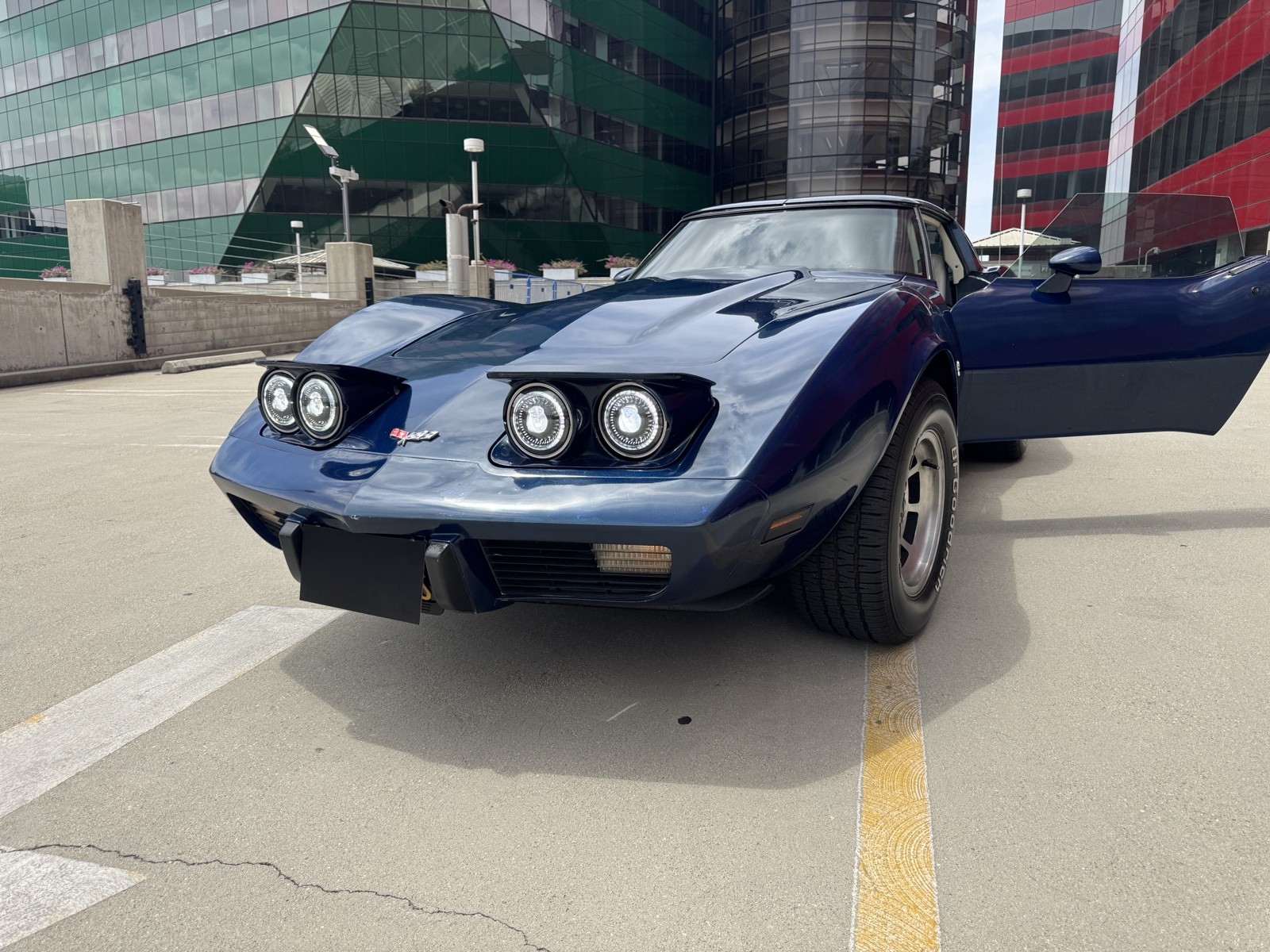 Chevrolet-Corvette-1979-Coupe-10
