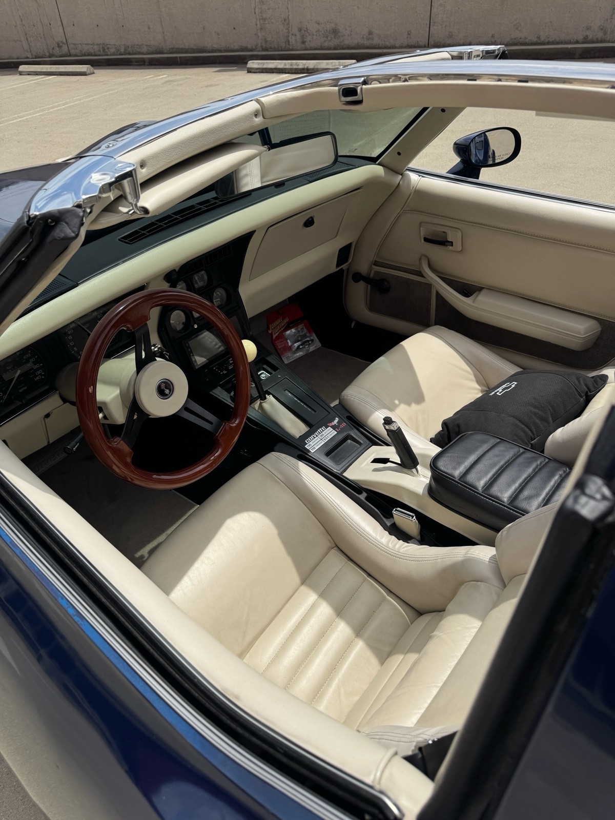 Chevrolet-Corvette-1979-Coupe-18