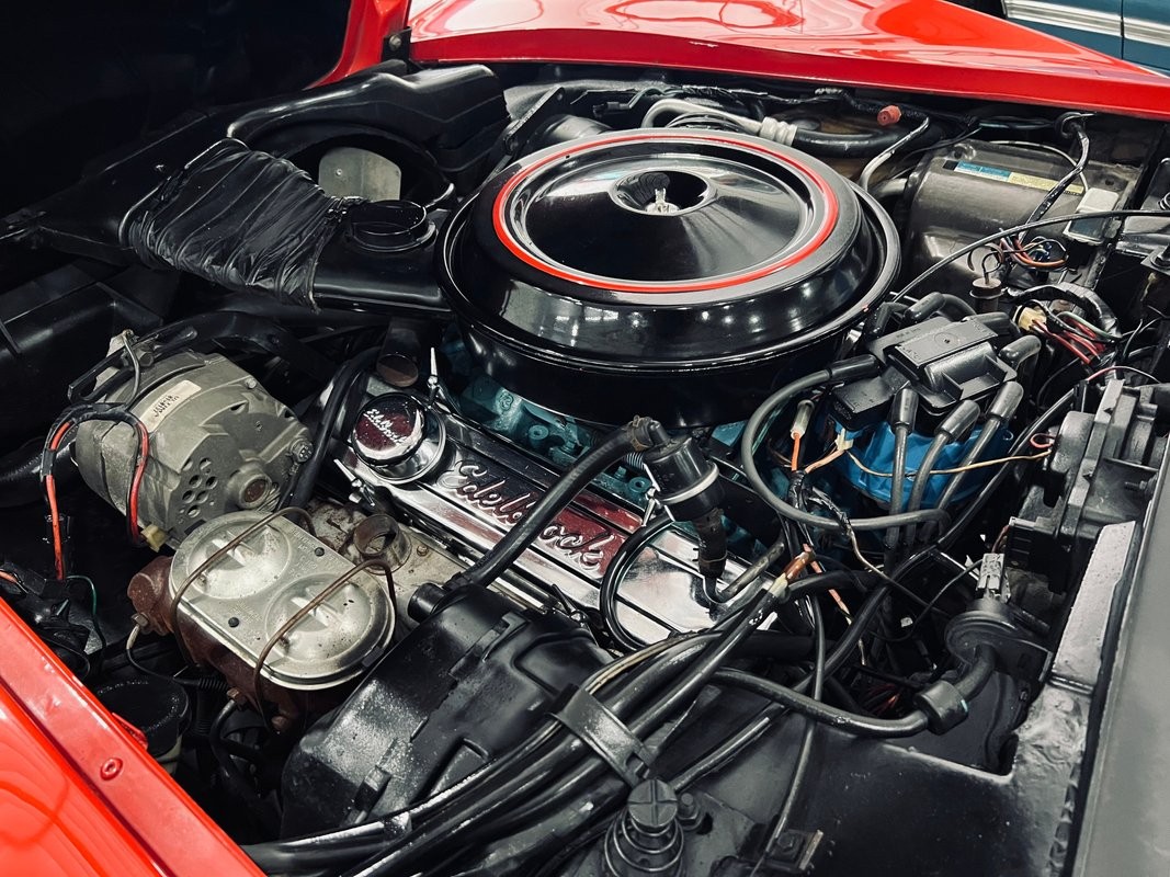 Chevrolet-Corvette-1980-Coupe-12