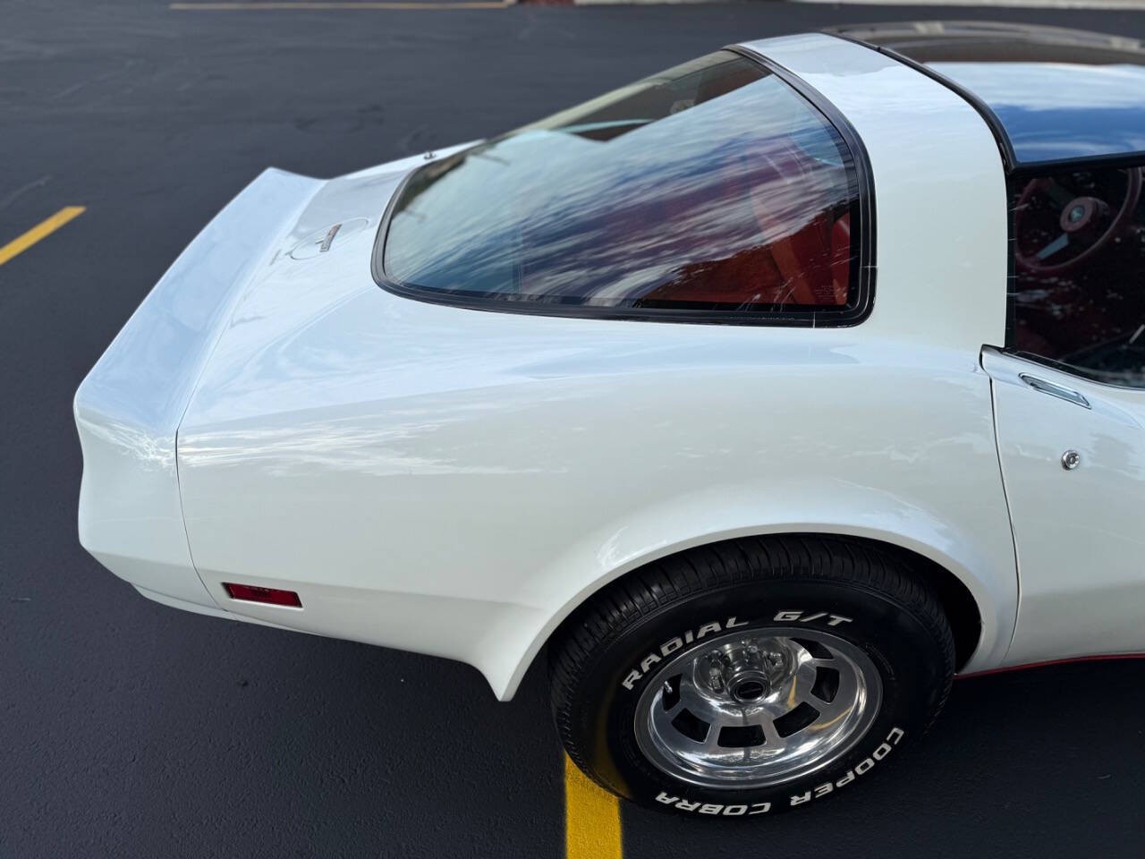 Chevrolet-Corvette-1980-Coupe-25