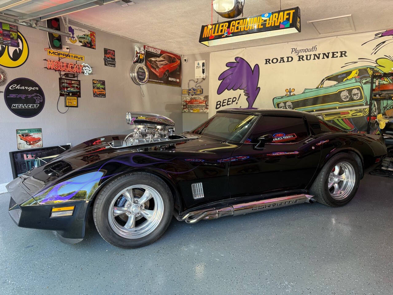 Chevrolet-Corvette-1980-Coupe-27