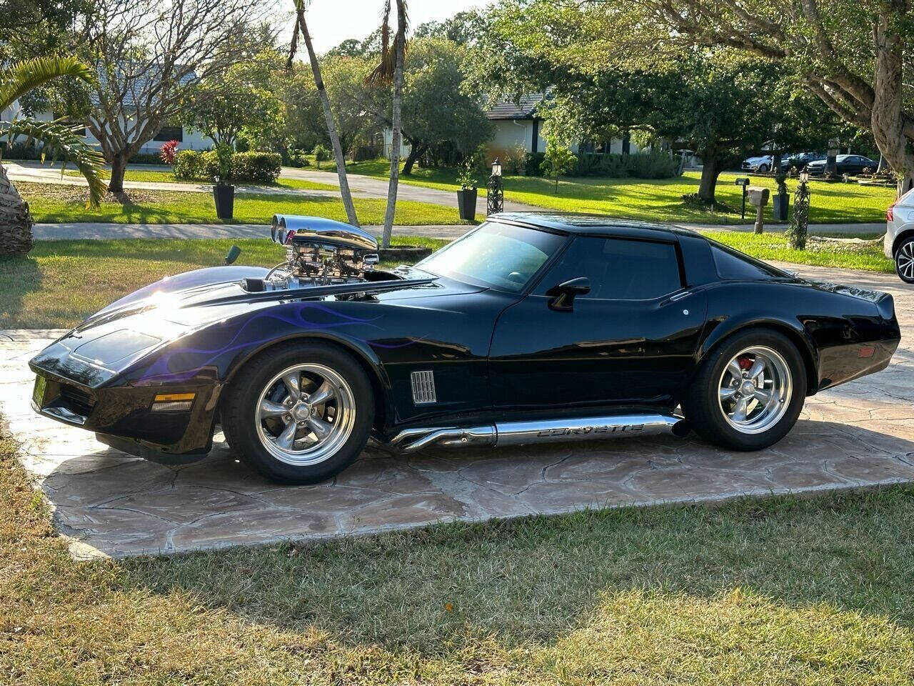 Chevrolet-Corvette-1980-Coupe-3