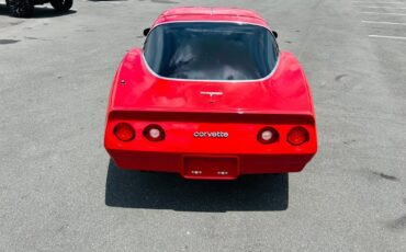 Chevrolet-Corvette-1980-Coupe-4
