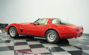 Chevrolet-Corvette-1980-Red-White-19
