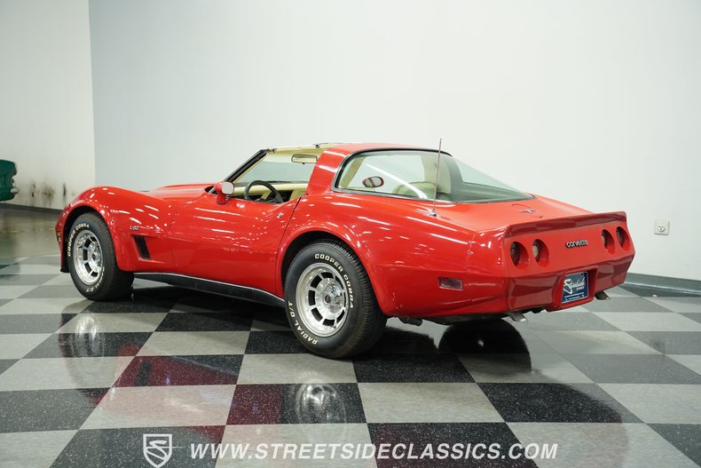Chevrolet-Corvette-1980-Red-White-20