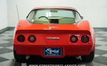 Chevrolet-Corvette-1980-Red-White-21