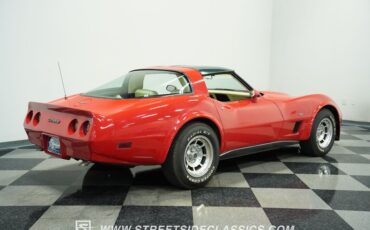 Chevrolet-Corvette-1980-Red-White-23