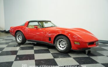 Chevrolet-Corvette-1980-Red-White-26