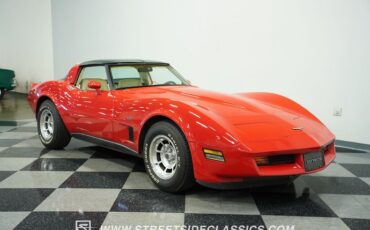 Chevrolet-Corvette-1980-Red-White-27