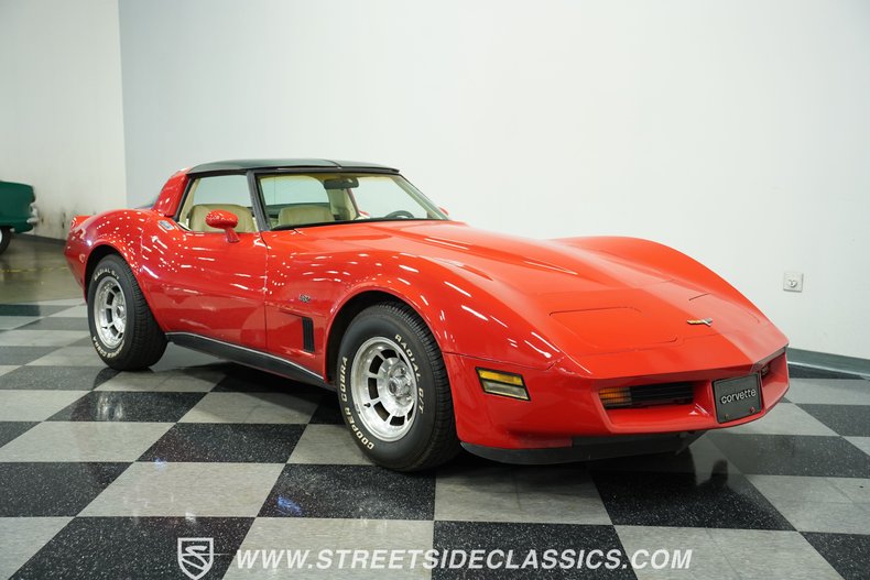 Chevrolet-Corvette-1980-Red-White-27