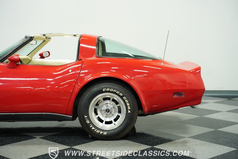 Chevrolet-Corvette-1980-Red-White-34