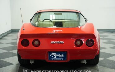 Chevrolet-Corvette-1980-Red-White-35