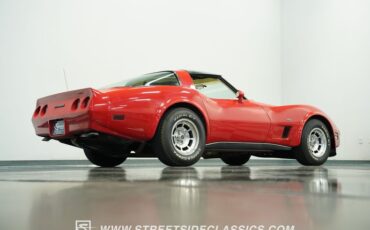 Chevrolet-Corvette-1980-Red-White-37