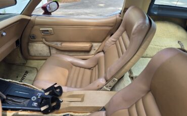 Chevrolet-Corvette-1981-Fastback-15