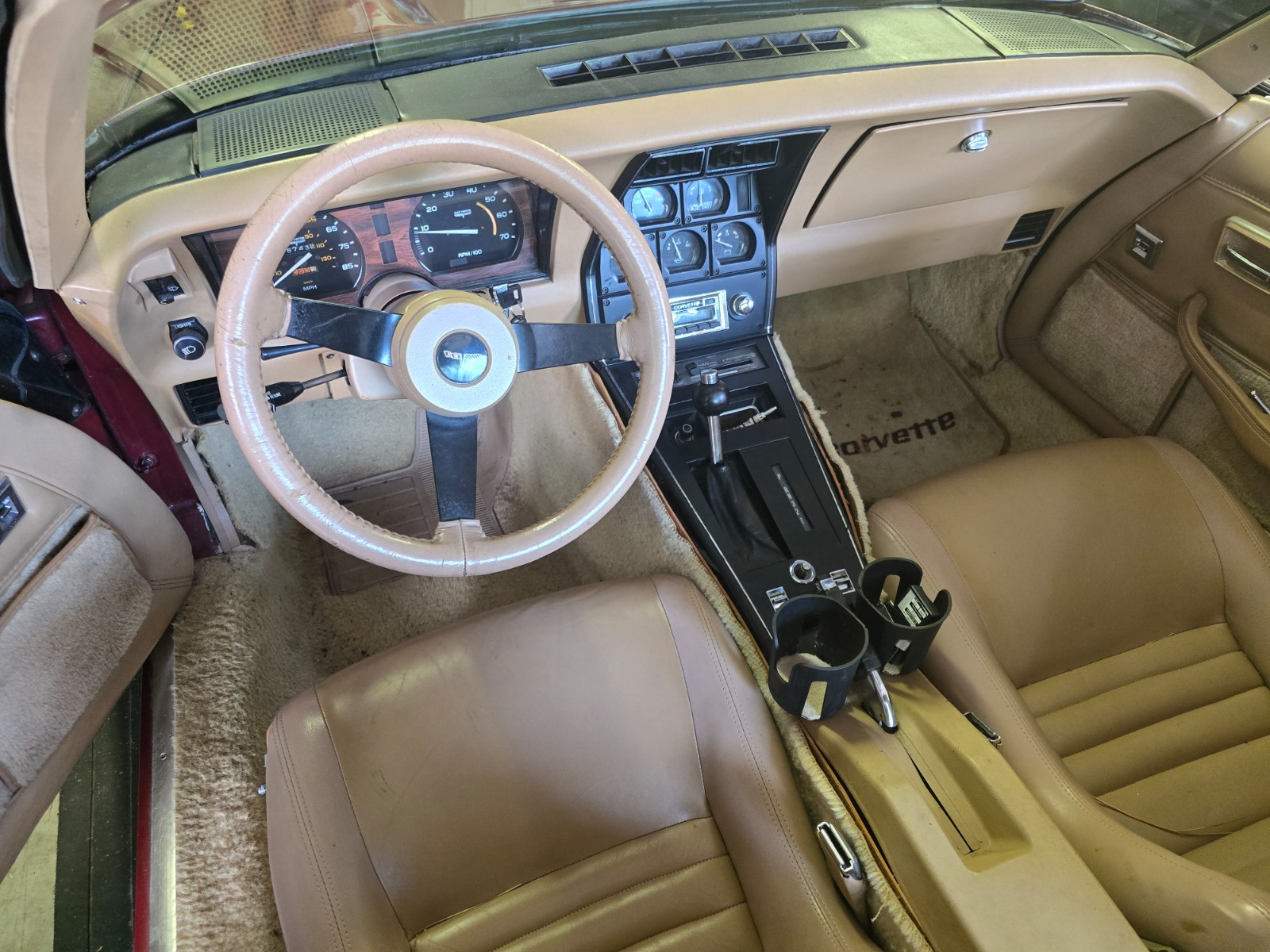 Chevrolet-Corvette-1981-Fastback-3